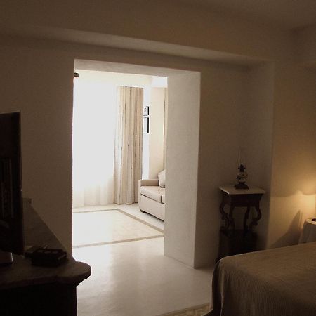Hotel Santa Marina Antica Foresteria Санта Марина Салина Екстериор снимка