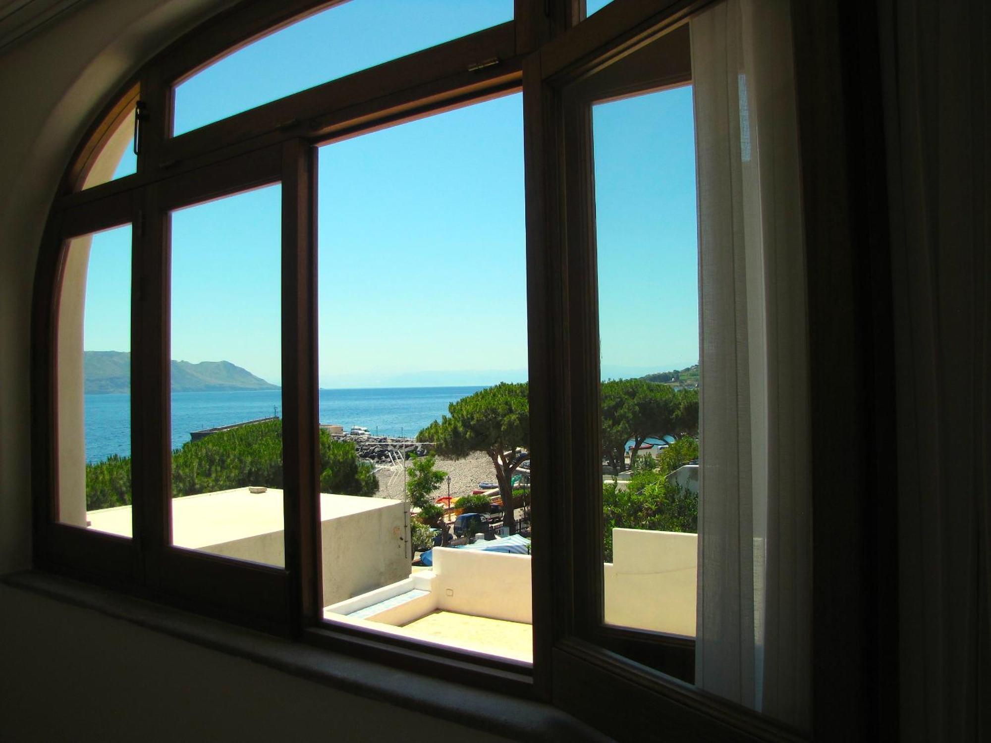 Hotel Santa Marina Antica Foresteria Санта Марина Салина Екстериор снимка