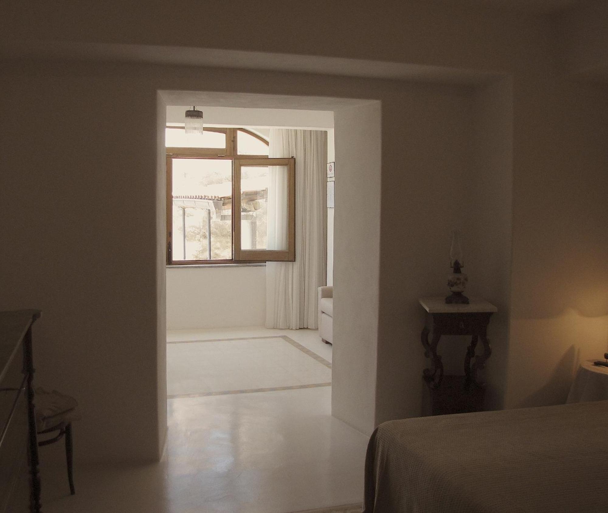 Hotel Santa Marina Antica Foresteria Санта Марина Салина Екстериор снимка