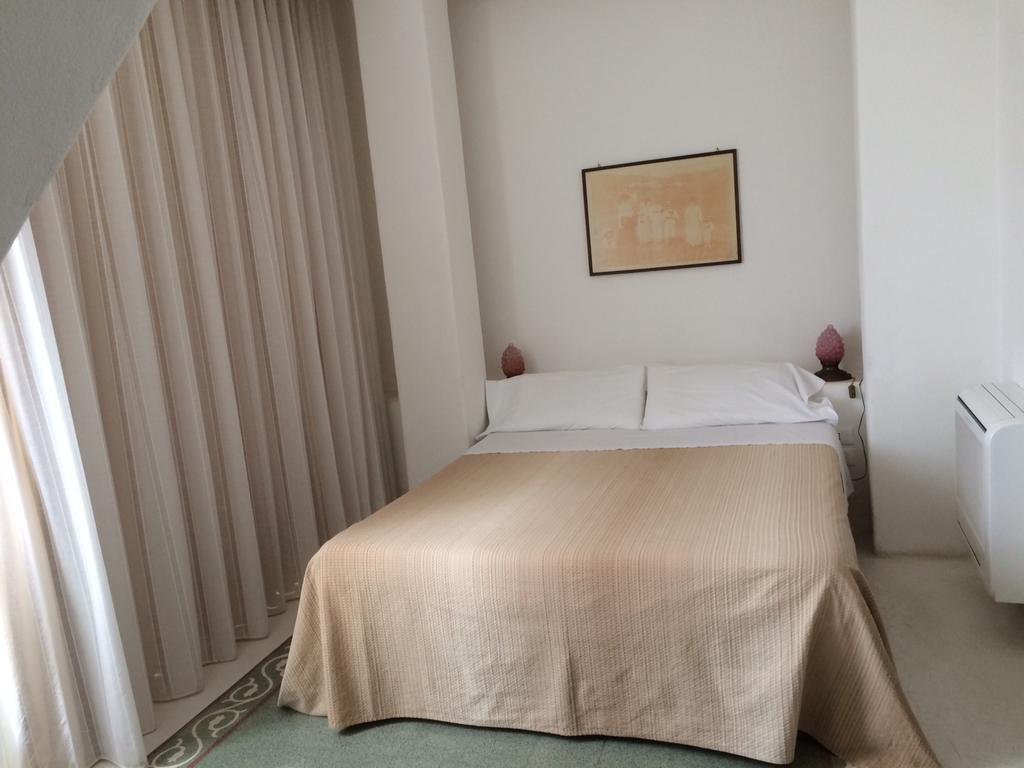 Hotel Santa Marina Antica Foresteria Санта Марина Салина Екстериор снимка