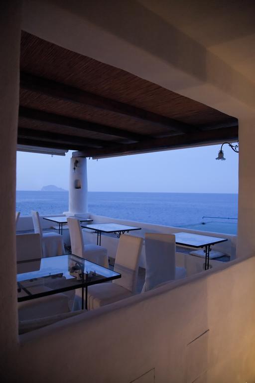 Hotel Santa Marina Antica Foresteria Санта Марина Салина Екстериор снимка