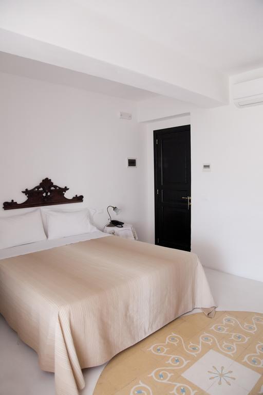 Hotel Santa Marina Antica Foresteria Санта Марина Салина Екстериор снимка