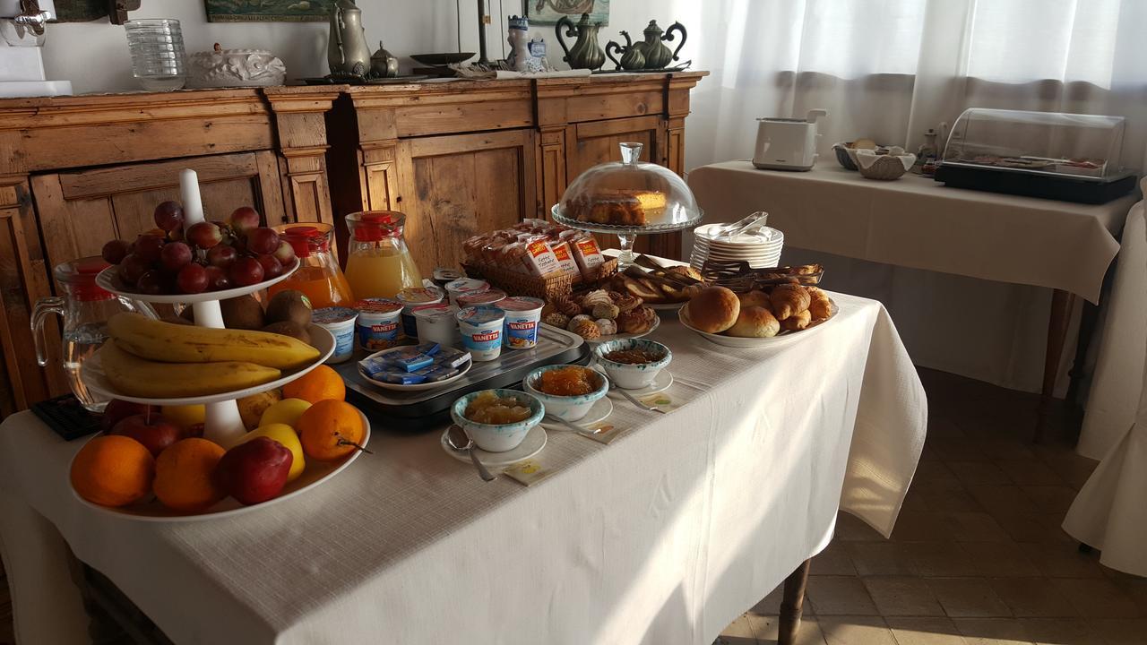 Hotel Santa Marina Antica Foresteria Санта Марина Салина Екстериор снимка